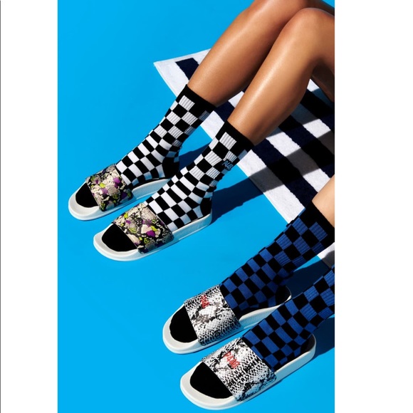 P448 SUPER WATER RESISTANT SLIDE SANDAL⭐️ - Picture 2 of 10